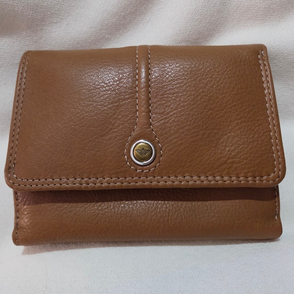 Dockers Trifold Wallet Womens Brown Excellent Pebbled Leather Snap Closure